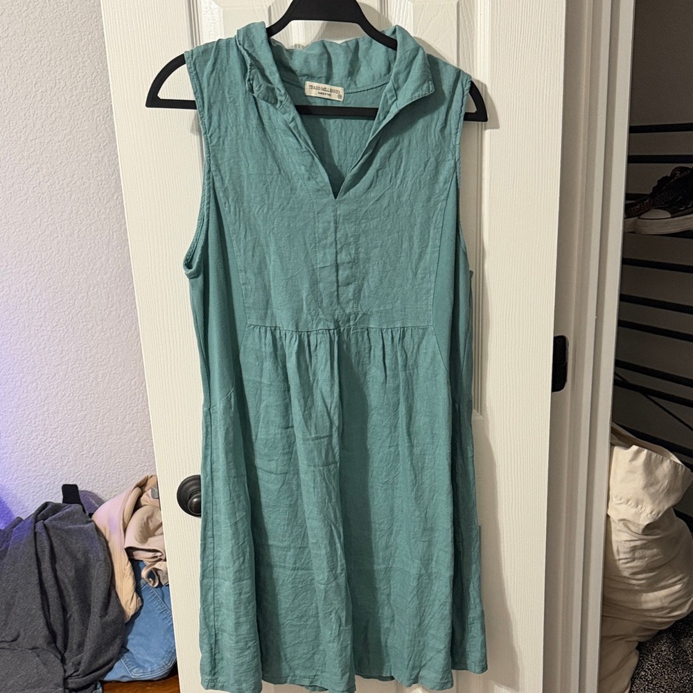Sleeveless Teal Linen Dress